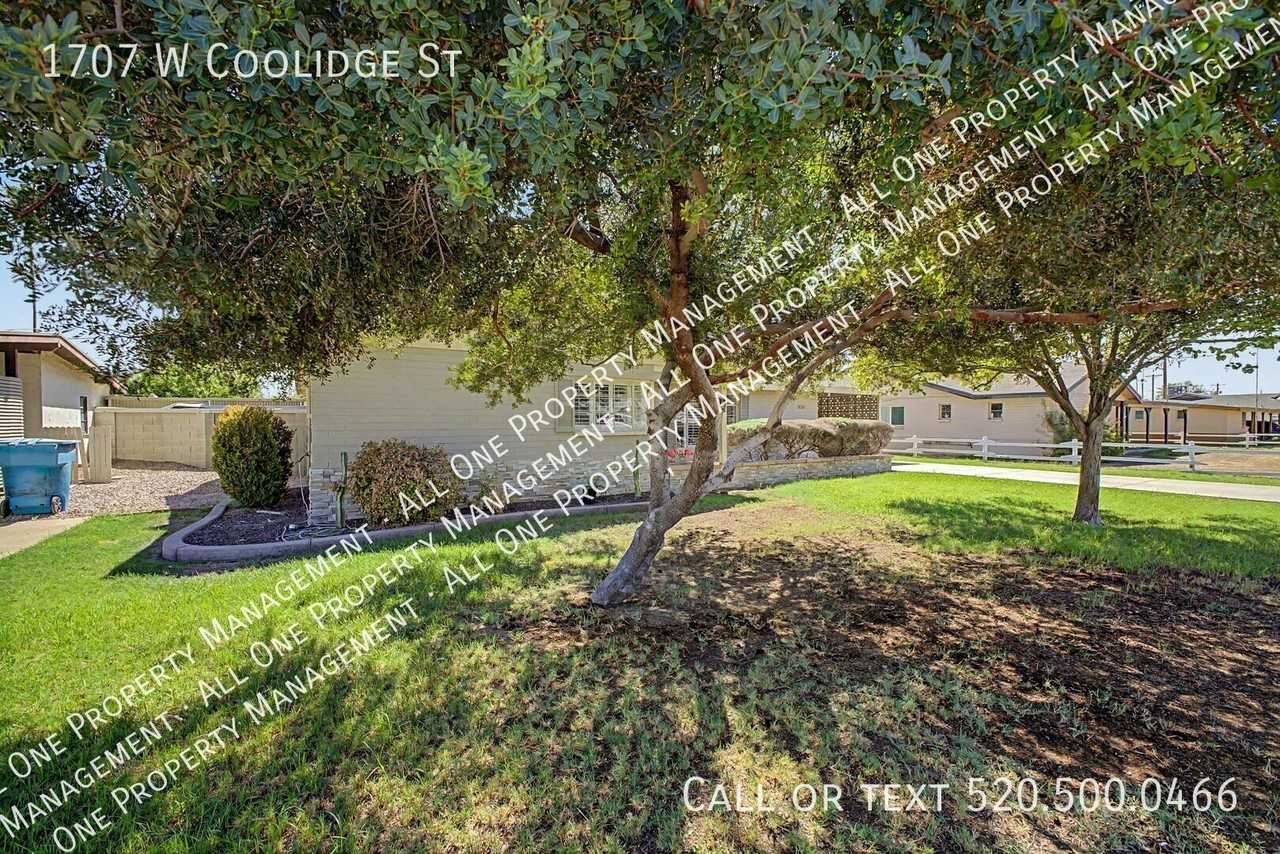 1707 W Coolidge St - Photo 3 of 36