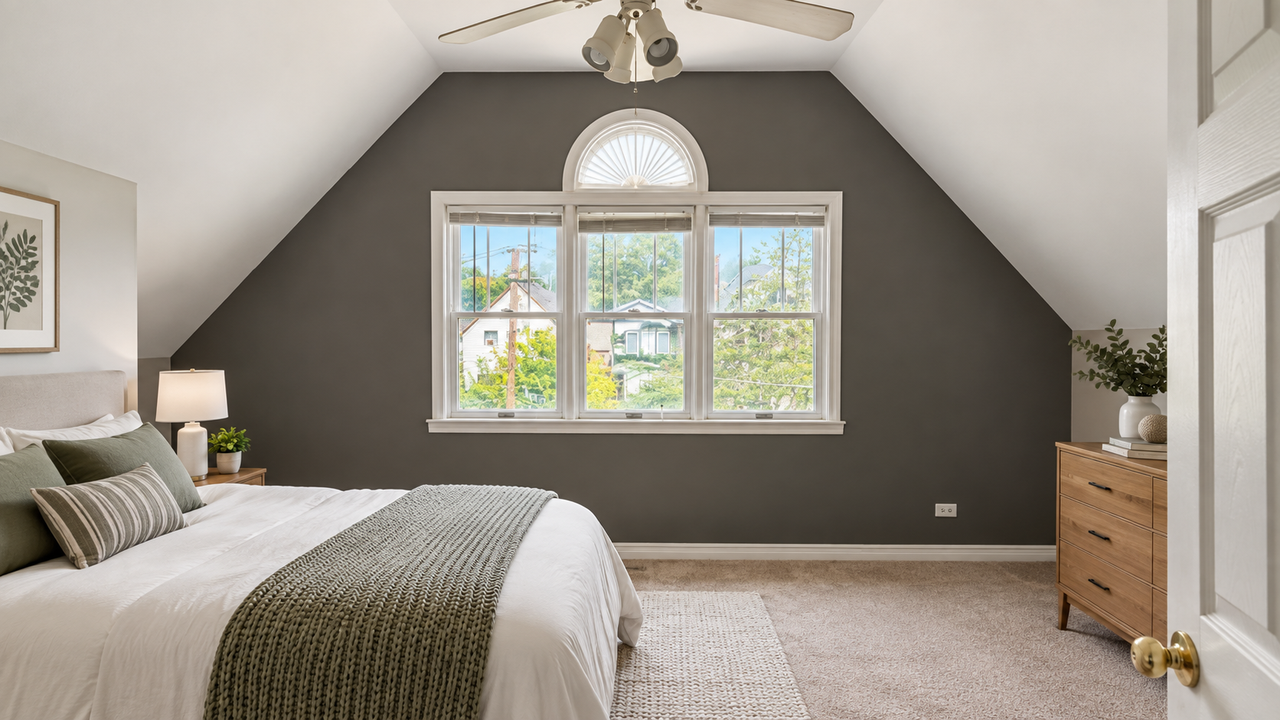 3636 N Hermitage Ave #2 - Photo 7 of 12