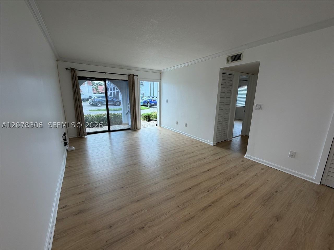 18226 Mediterranean Blvd #1603 - Photo 4 of 19