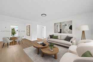6930 Rue Versailles #31 - Photo 1 of 1
