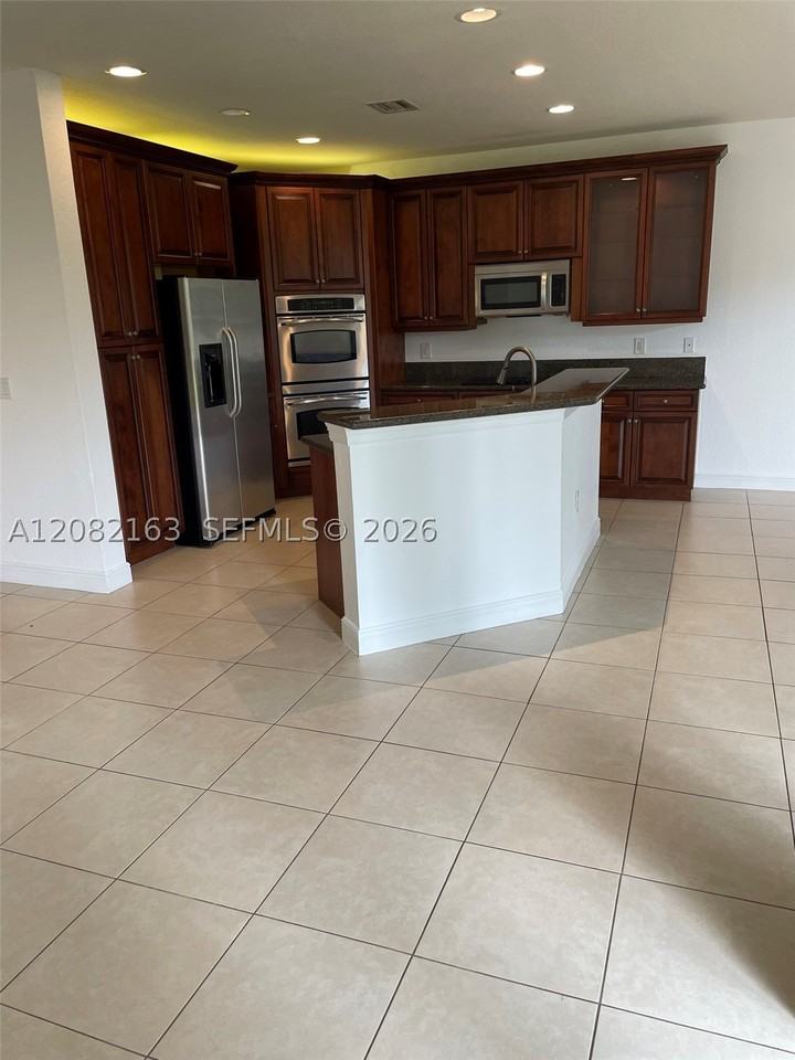 17404 Sw 47th Ct #0 - Photo 3 of 48
