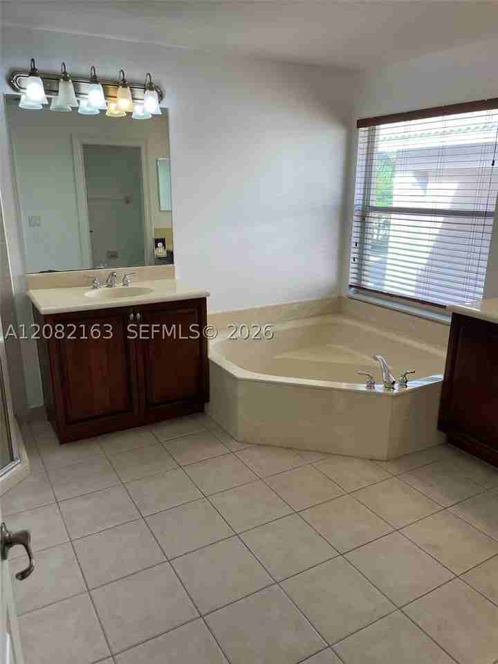 17404 Sw 47th Ct #0 - Photo 5 of 48