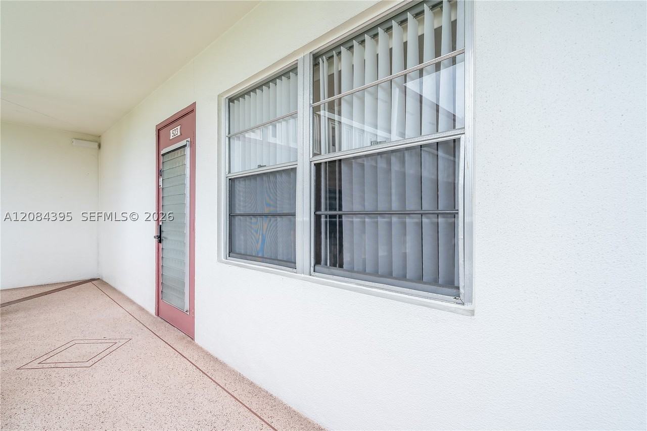 523 Fanshaw M #523 - Photo 3 of 43