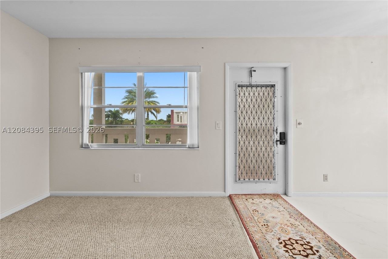 523 Fanshaw M #523 - Photo 5 of 43