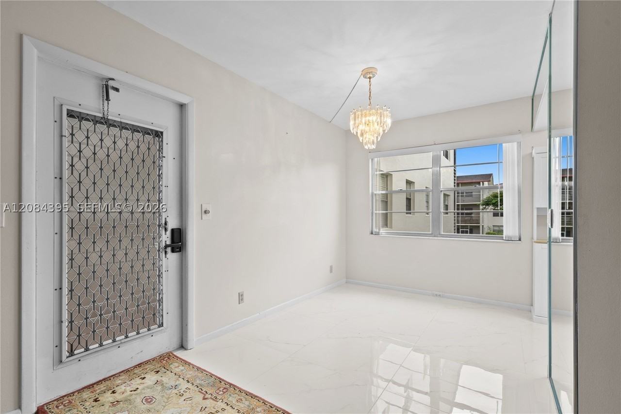 523 Fanshaw M #523 - Photo 6 of 43