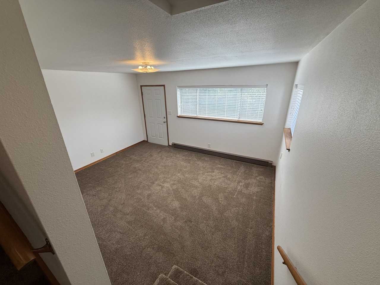2101 E 6th St #2101 - Photo 7 of 13