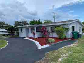 2733 Sw 46th Ct - Photo 1 of 1