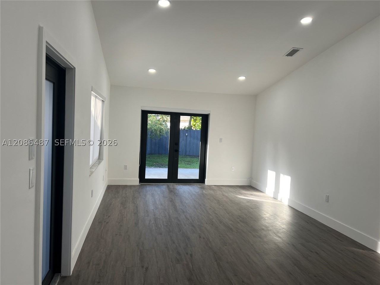 12052 Sw 208th Ter #12052 - Photo 4 of 14