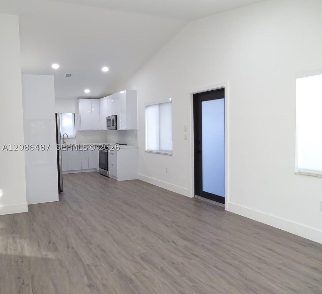 12052 Sw 208th Ter #12052 - Photo 5 of 14