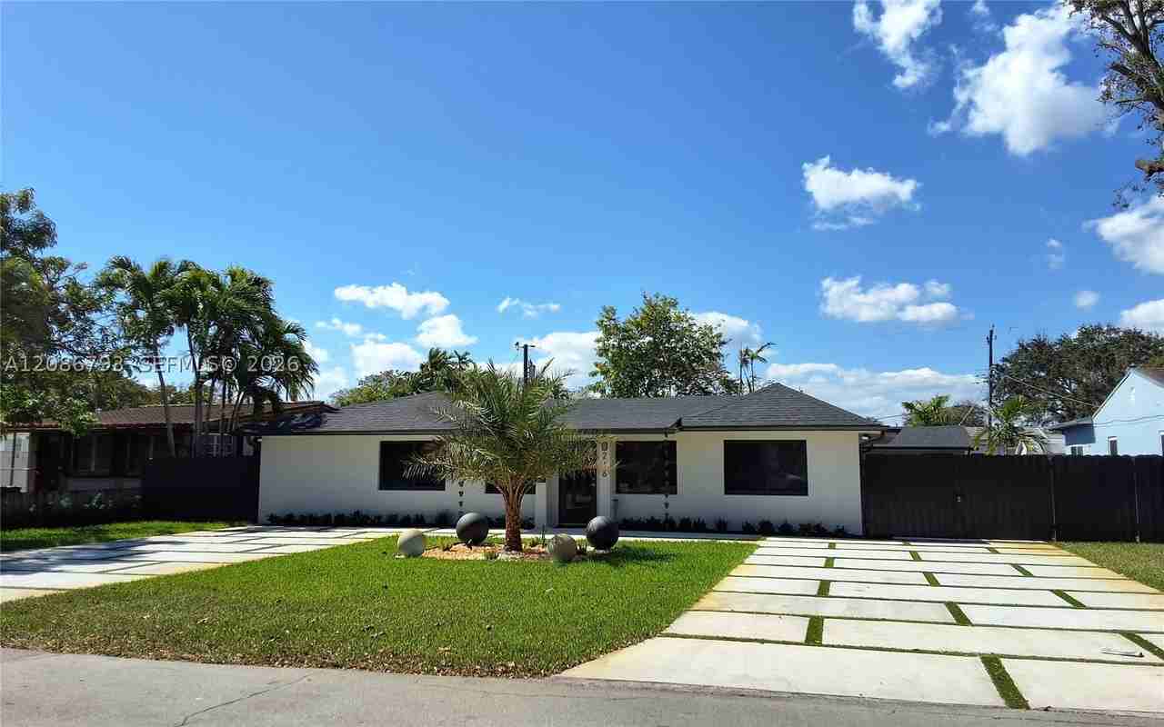 216 Shadow Way - Photo 3 of 50