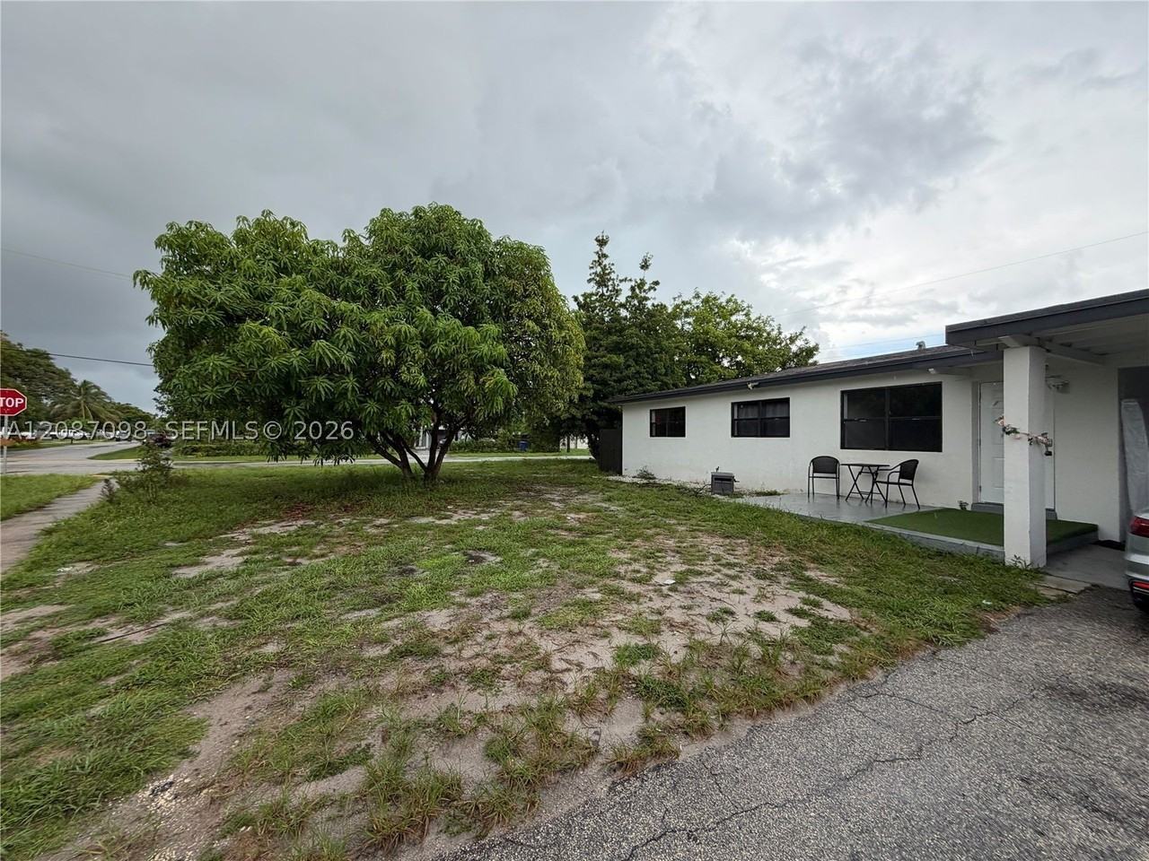 1200 Nw 18th Ct #1200 - Photo 2 of 30