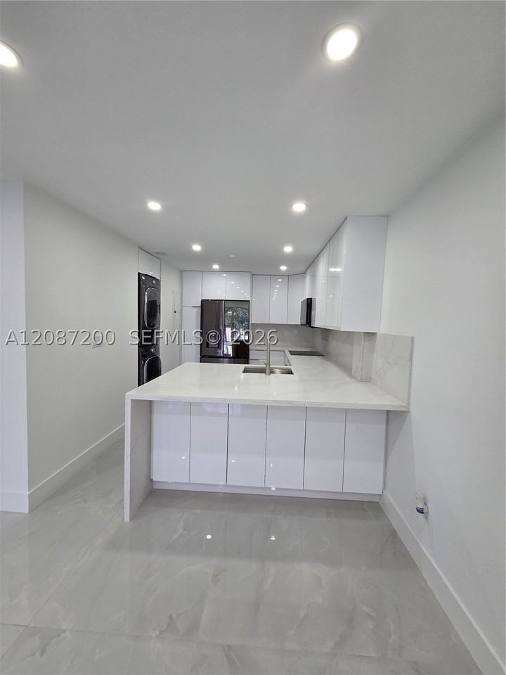 15434 Sw 85th Ln #154 - Photo 4 of 29