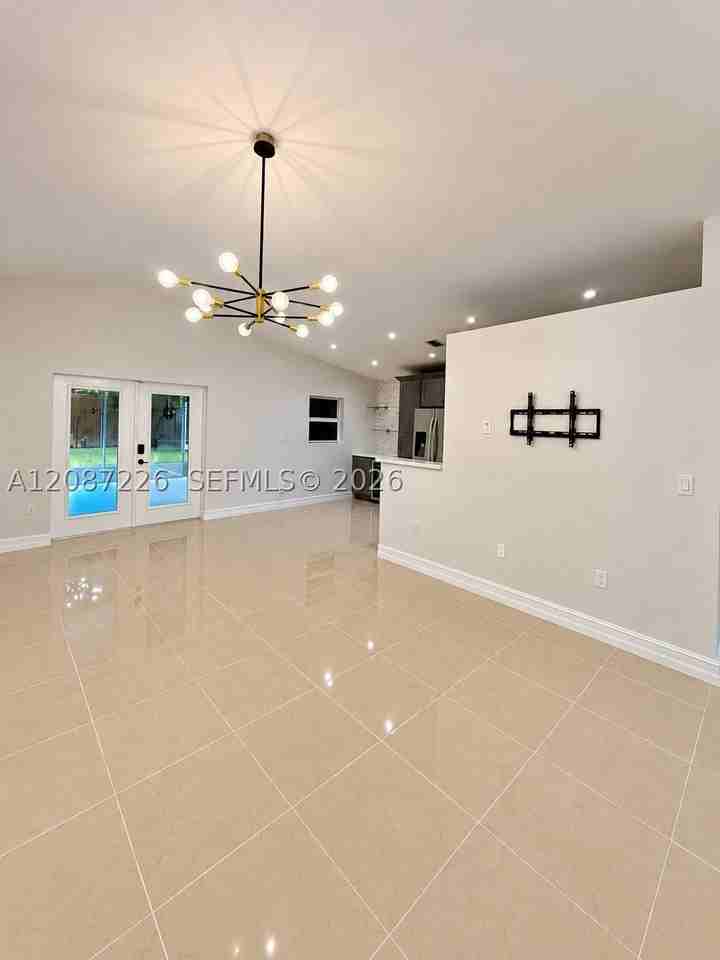 20912 Sw 118th Ave - Photo 2 of 12