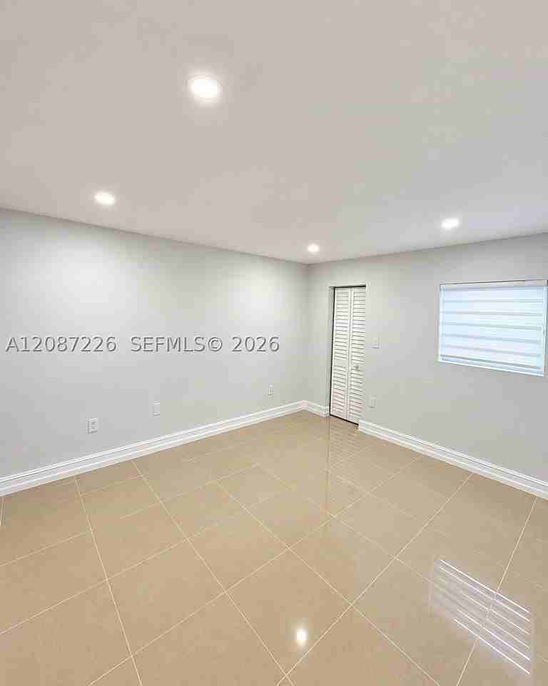 20912 Sw 118th Ave - Photo 6 of 12