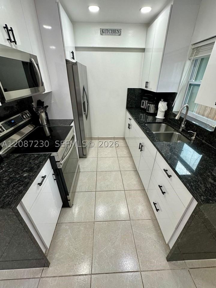 1063 Concert Way - Photo 7 of 26