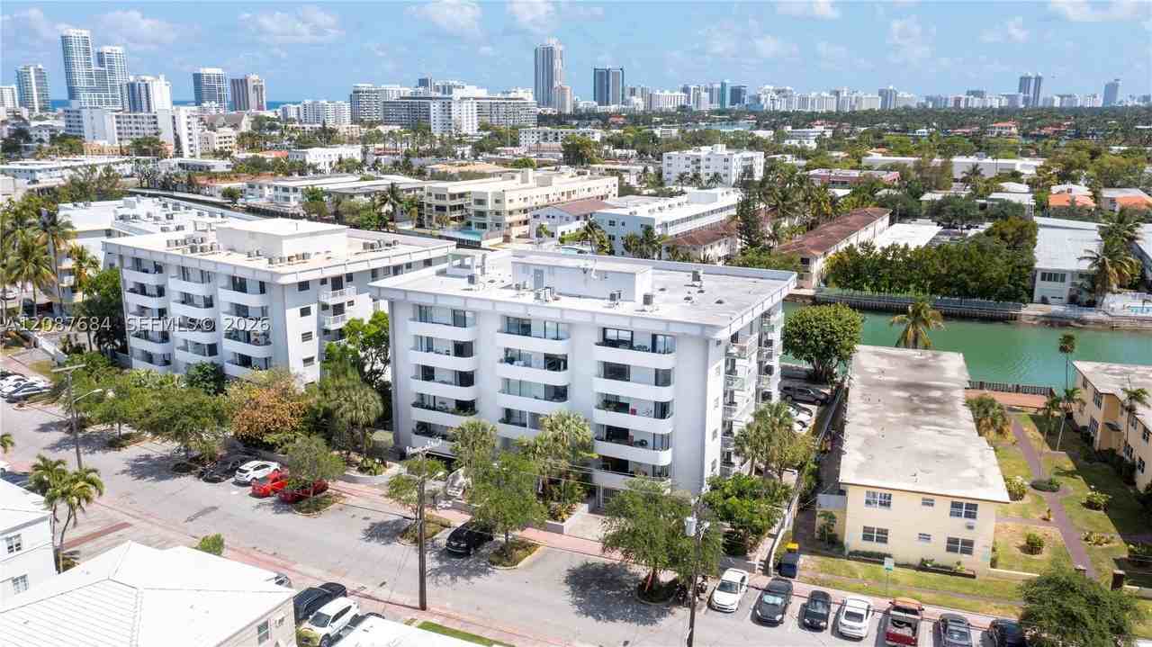 130 S Shore Dr #2F