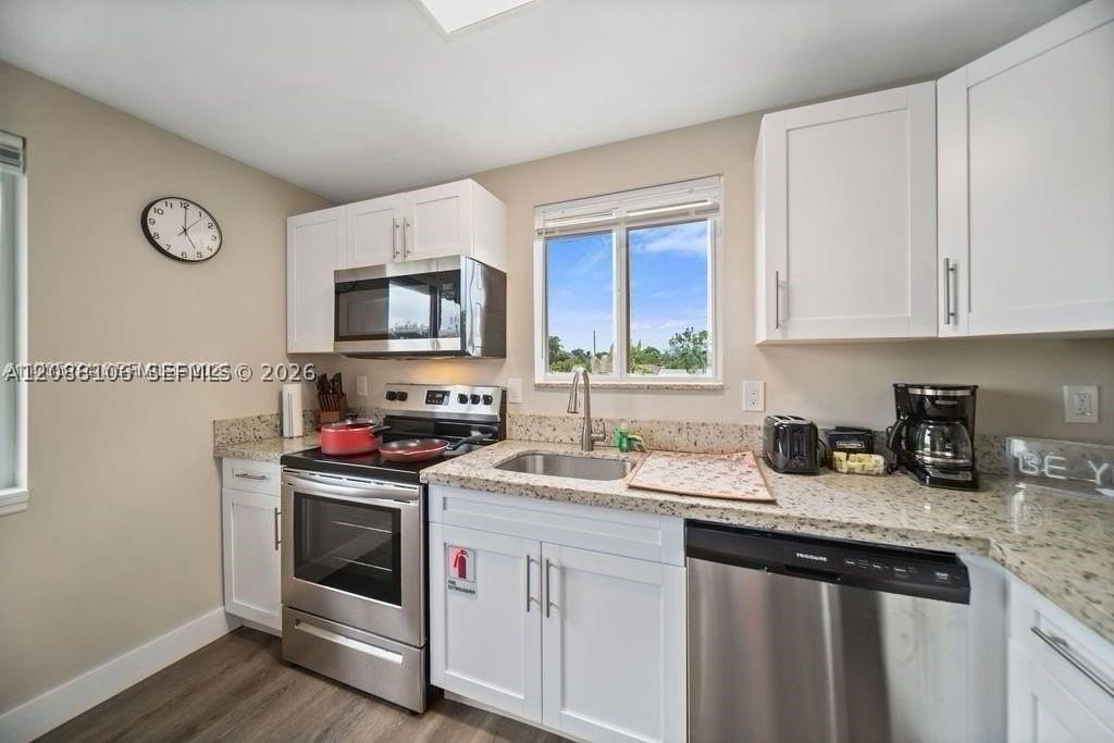 2324 Garfield St #4 - Photo 7 of 15
