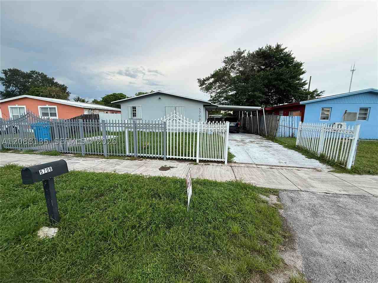 5709 Sw 36th Ct #0