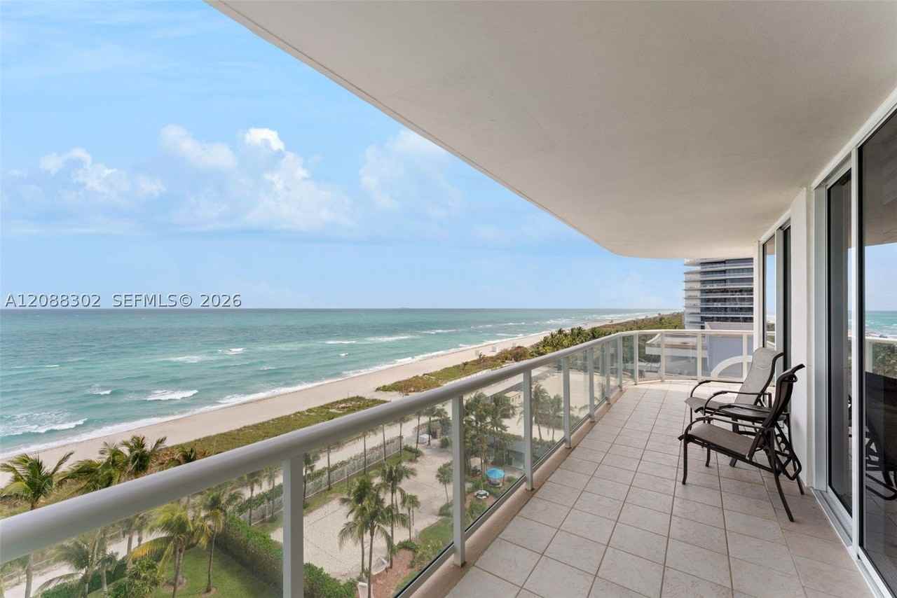 8855 Collins Ave #8J - Photo 4 of 31