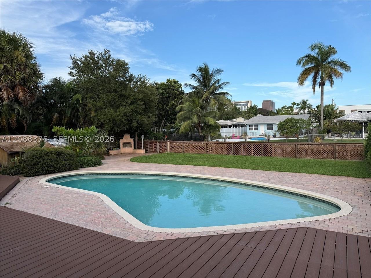800 Sw 8th Ter - Photo 6 of 38