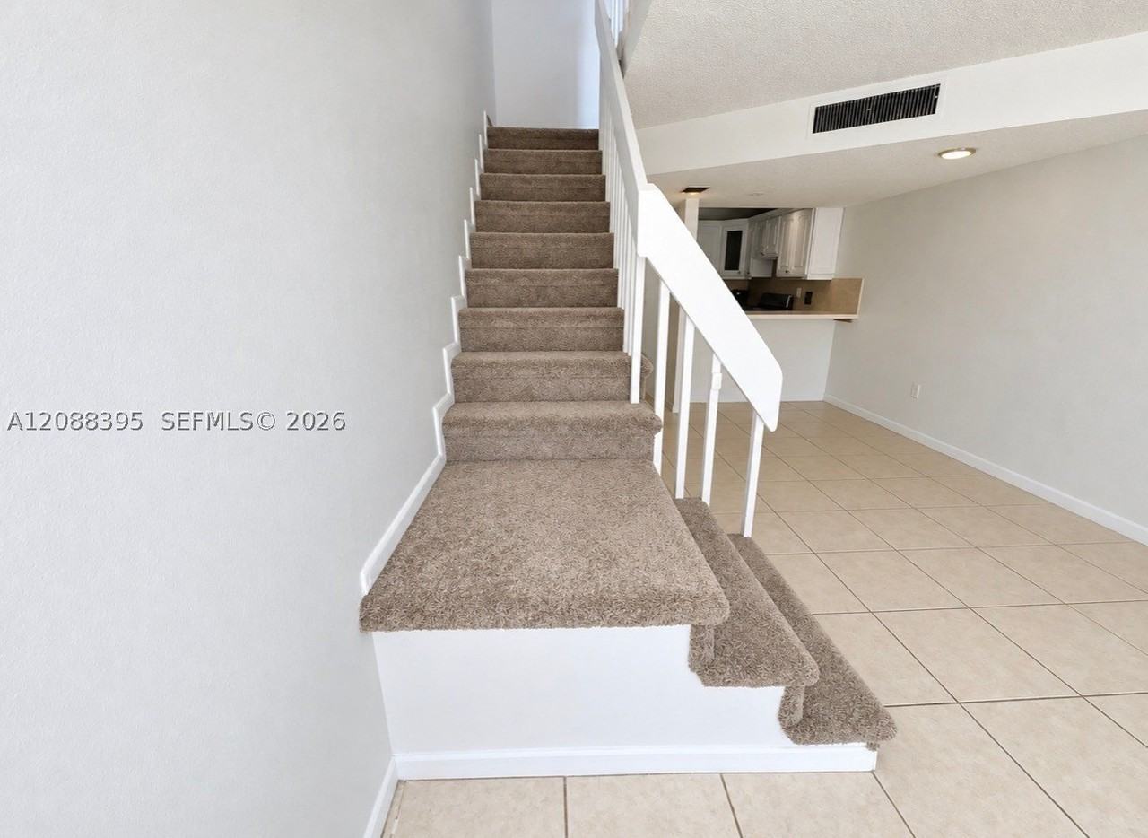 180 Royal Palm Rd #218 - Photo 4 of 19