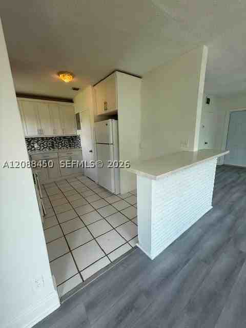1631 Nw 14th Ct #1631 - Photo 4 of 12