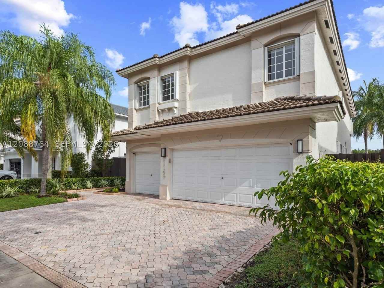 11149 Nw 72nd Ter #11149 - Photo 3 of 50