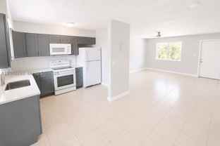202 Sw 27th Ter #202 - Photo 1 of 1
