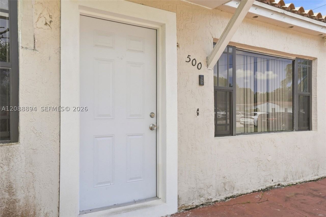 500 Nw 124th St #500 - Photo 4 of 22