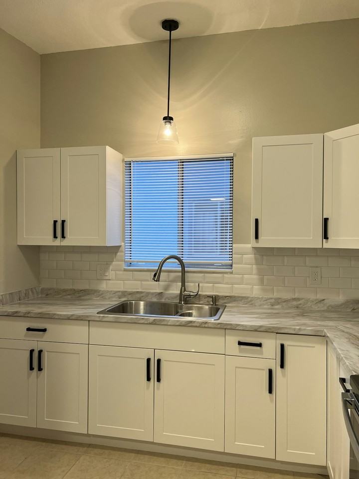 5711 Gallatin Lane, Unit 5715 - Photo 5 of 16