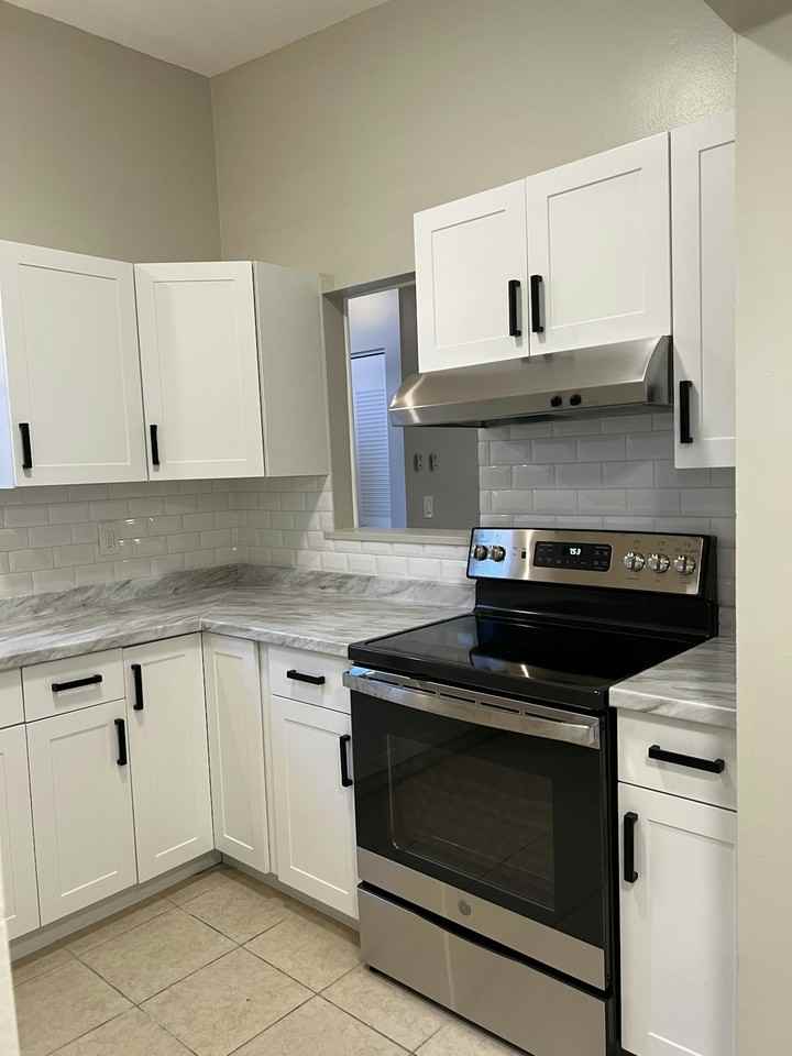 5711 Gallatin Lane, Unit 5715 - Photo 7 of 16