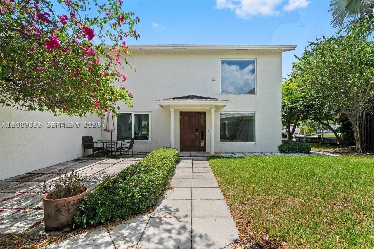 1617 Sw 17th Ave - Photo 2 of 41