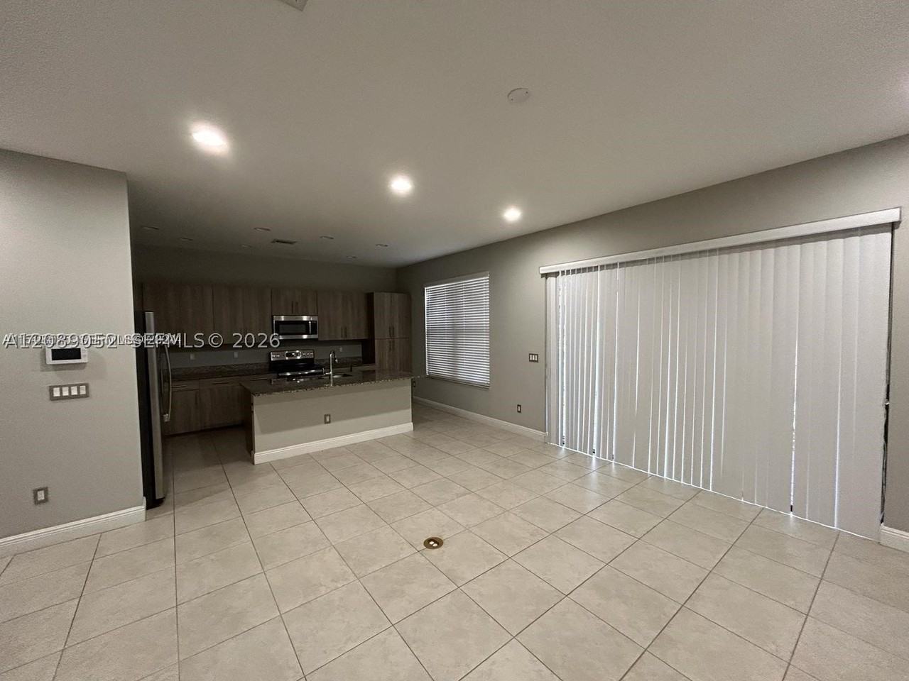 20962 Nw 1st Dr #20962 - Photo 5 of 21