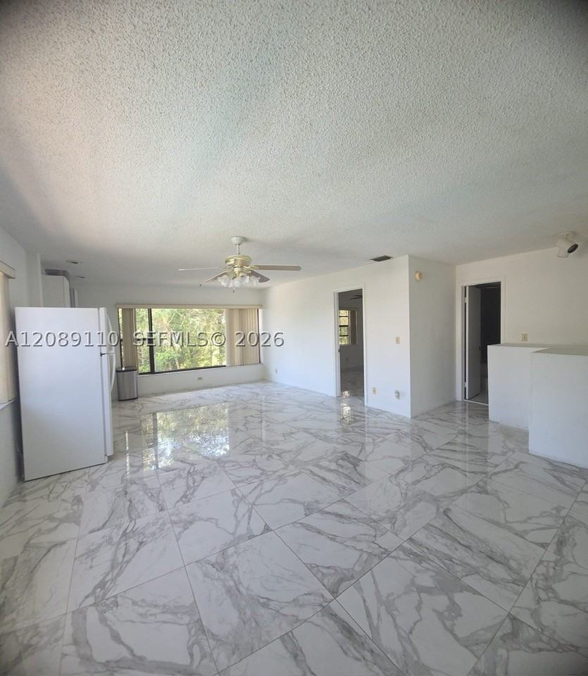 1440 Nw 45th St #A1 - Photo 7 of 8