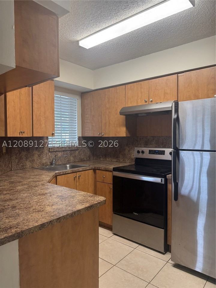 17440 Nw 67th Ct #L15 - Photo 6 of 8