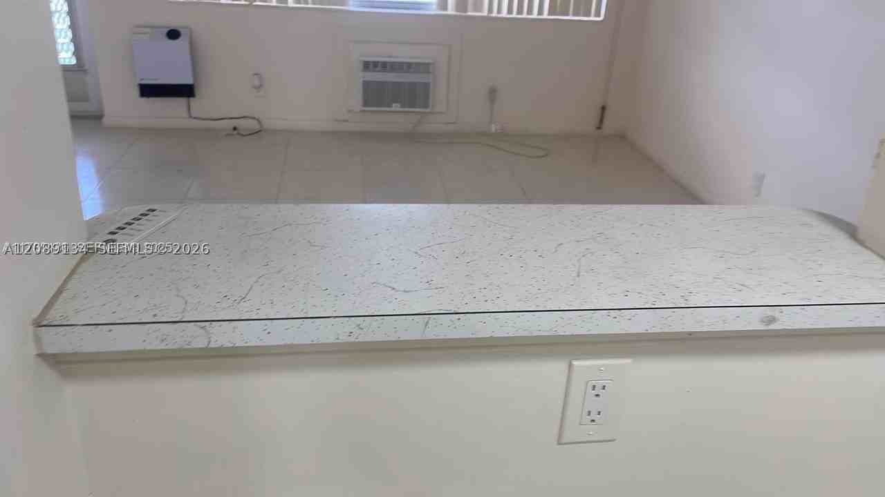 175 Sussex I #175 - Photo 3 of 38
