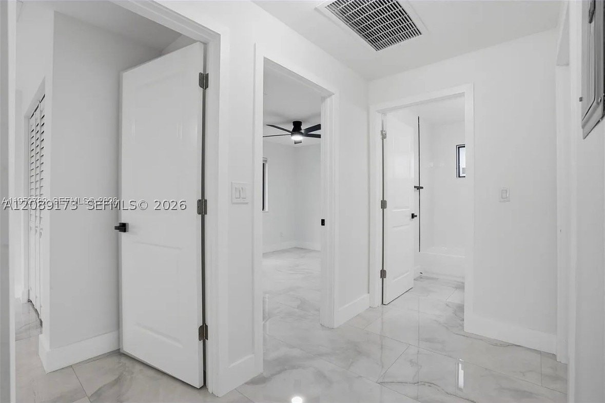 1411 Nw 40th St #1 - Photo 7 of 10