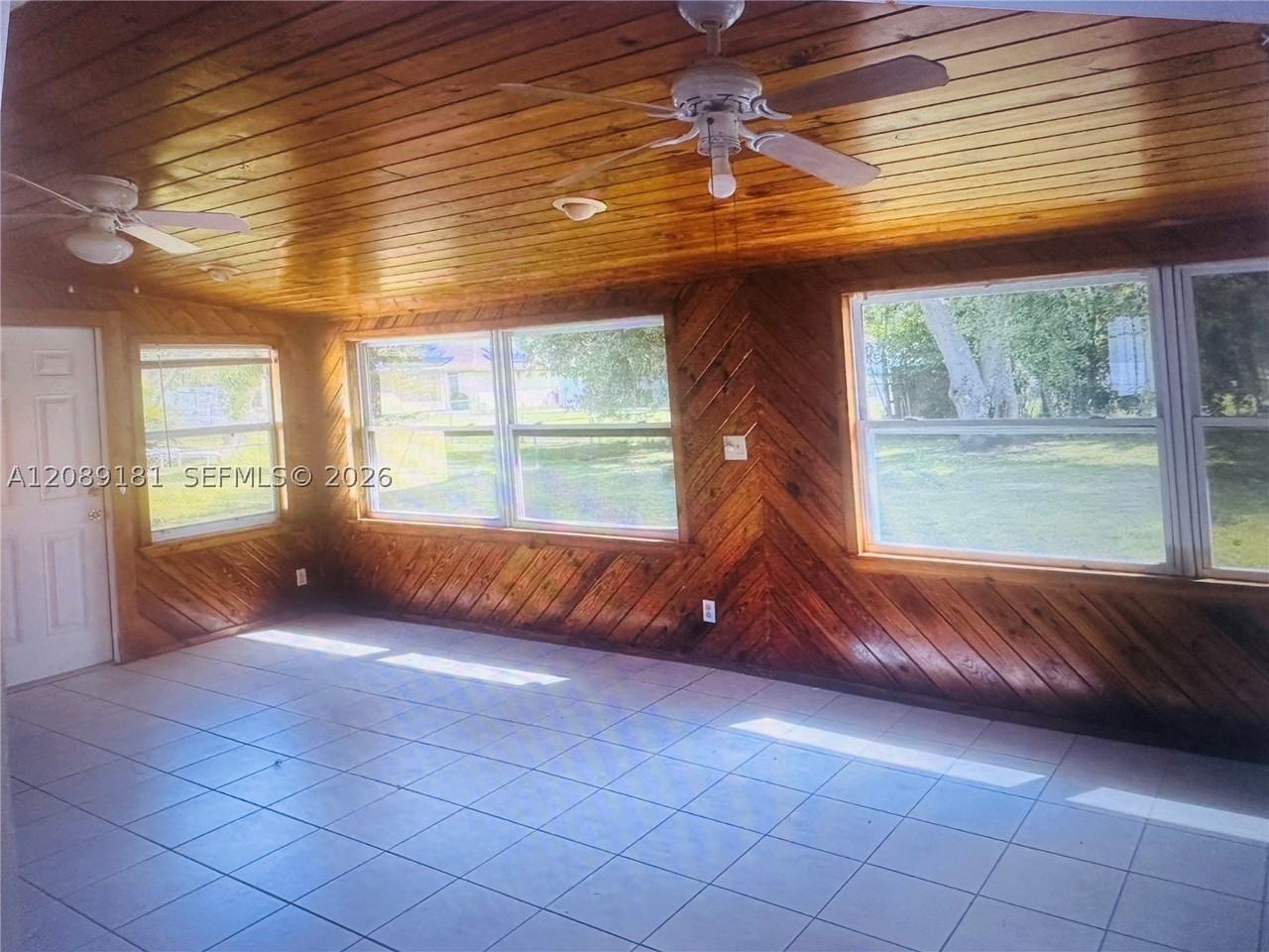 1155 Se Sabina Ln #1 - Photo 7 of 9