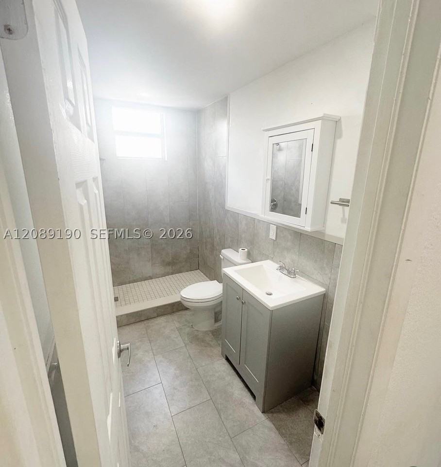 6537 Sw 39th Ter #2 - Photo 5 of 7