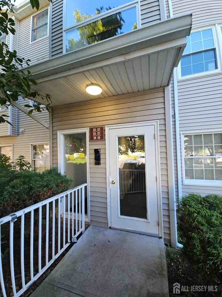 1226 Edpas Rd - Photo 2 of 21