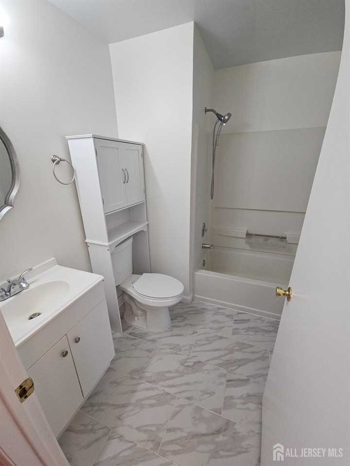 1226 Edpas Rd - Photo 7 of 21