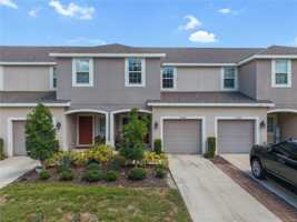 featured image of 10348 Oakside Dr