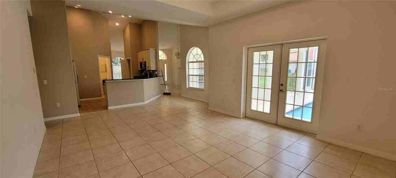4265 E Amsterdam St - Photo 5 of 26