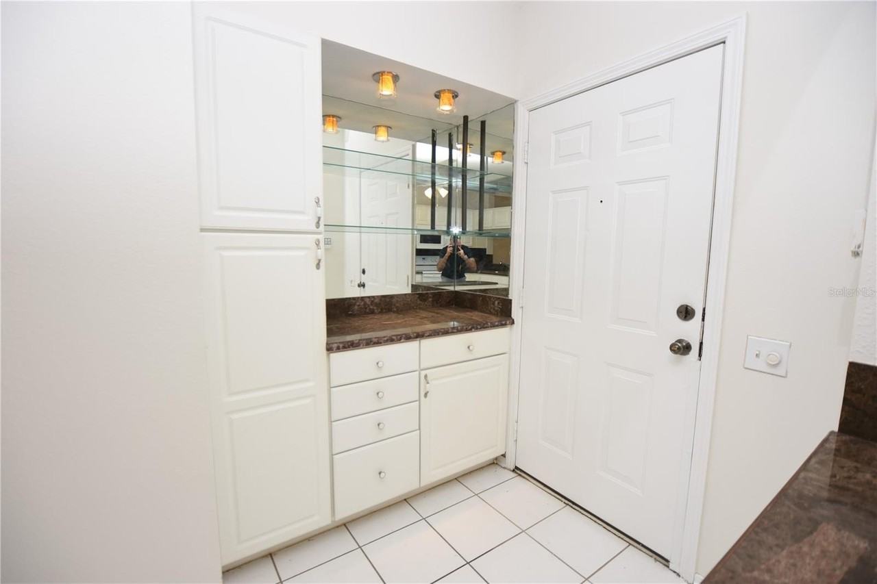 2308 Lake Woodberry Cir - Photo 4 of 35