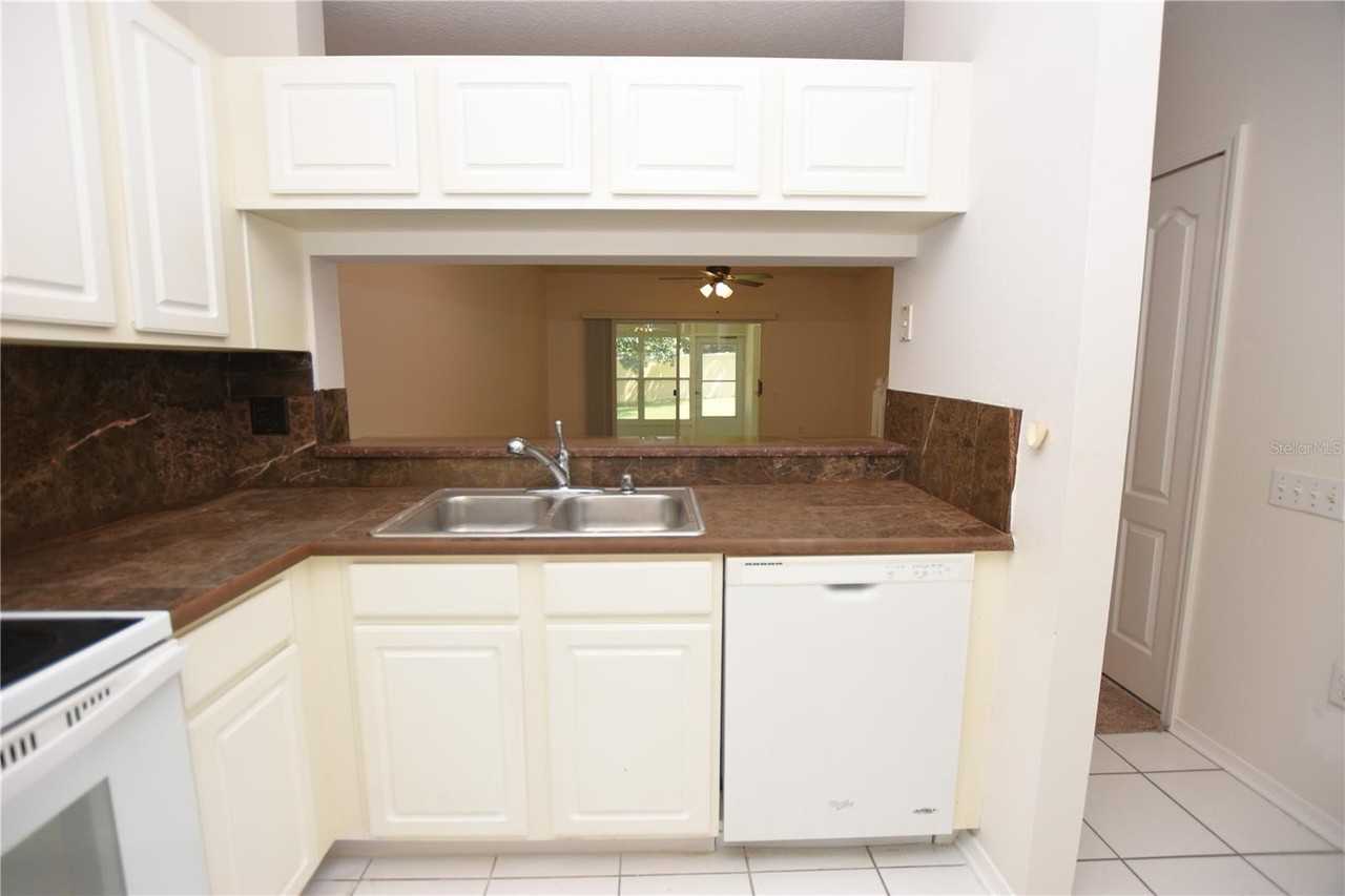 2308 Lake Woodberry Cir - Photo 6 of 35