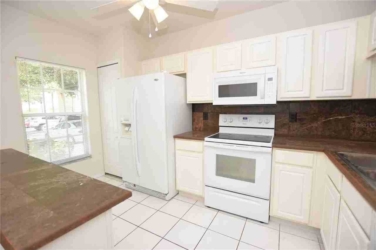2308 Lake Woodberry Cir - Photo 7 of 35