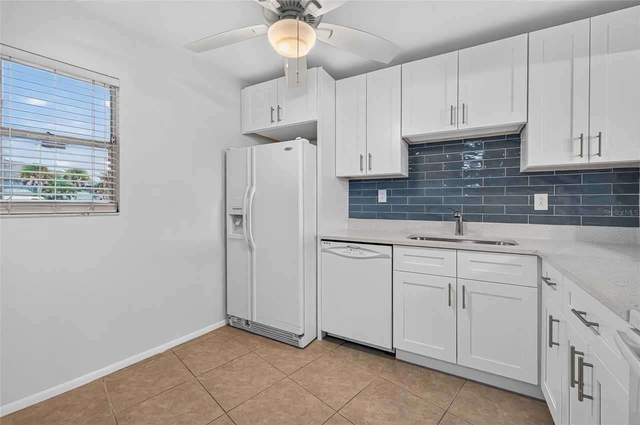 245 Center Rd #109 - Photo 3 of 30