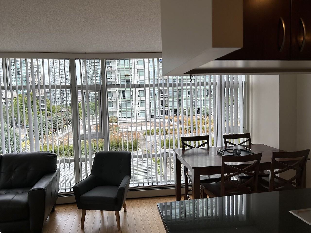 189 Apartment Building - Photo 3 of 23