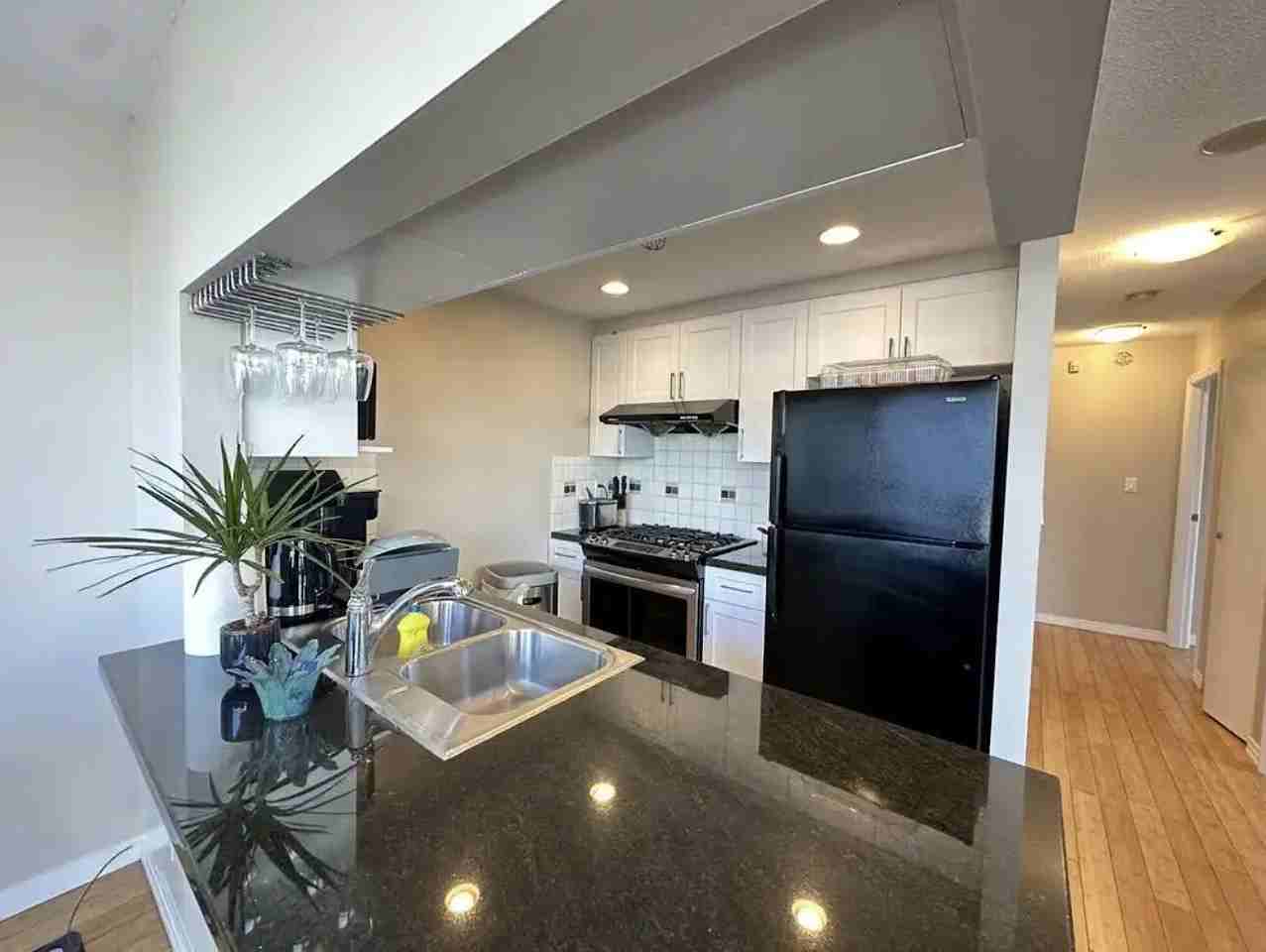 189 Apartment Building - Photo 7 of 23