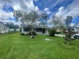 featured image of 180 Pine Tree Dr